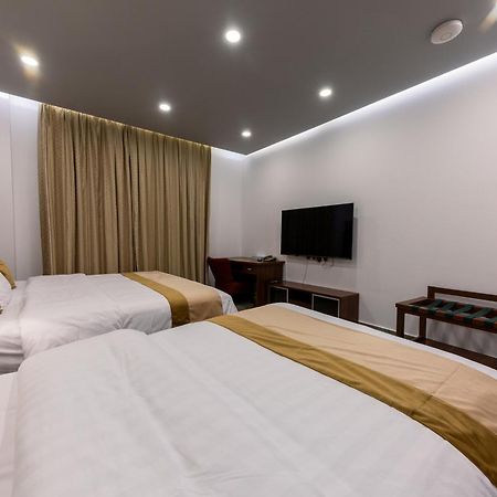 فندق روزالينا Yanbu Ngoại thất bức ảnh